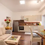 מלון דירות Alpenhof Waengle