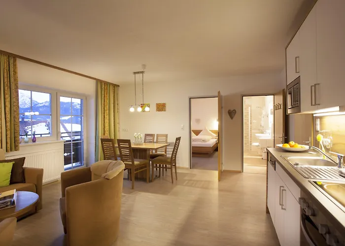 公寓式酒店 Alpenhof Waengle 罗伊特